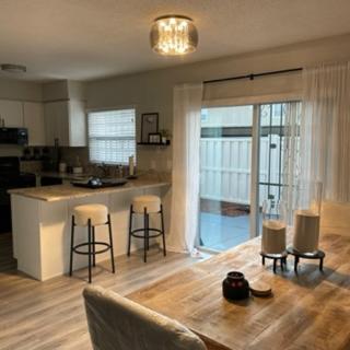 Modern Townhome Tampa Eksteriør bilde